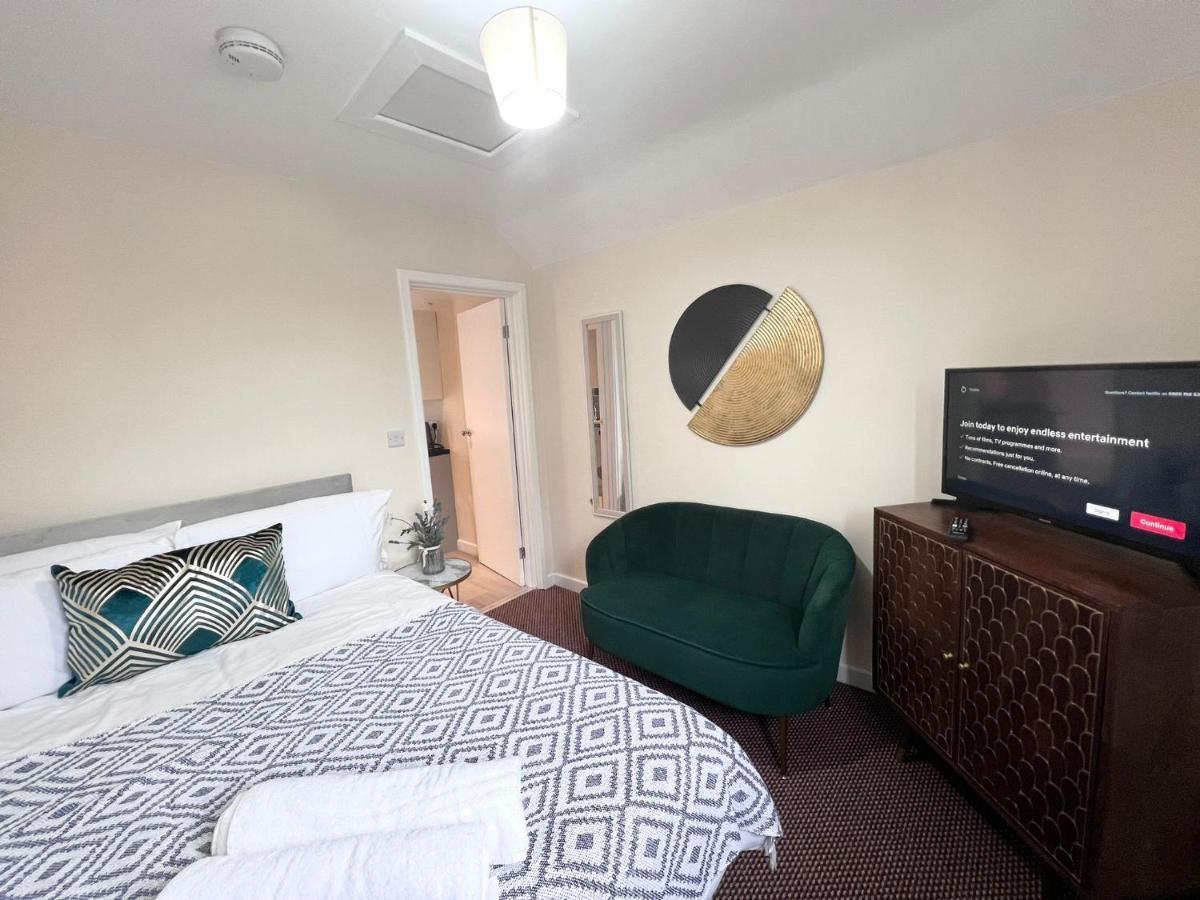 Taunton Inn Экстерьер фото
