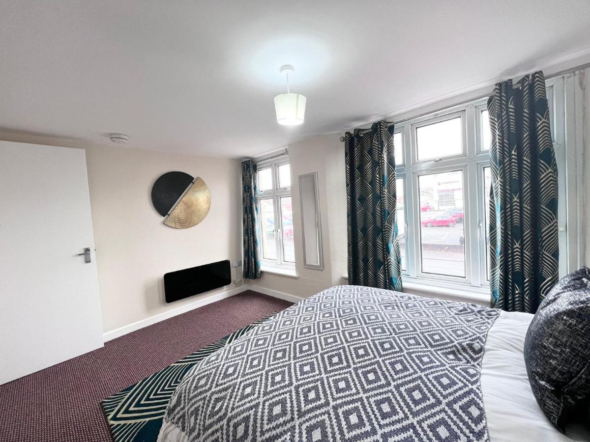 Taunton Inn Экстерьер фото